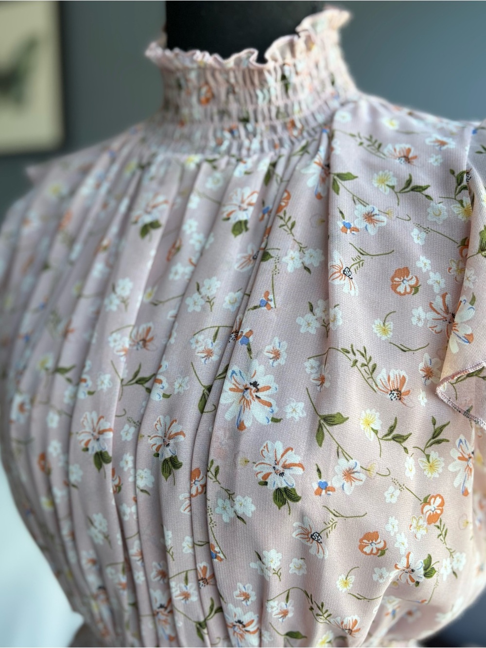 MELLODAY Pink Floral Smocked Maxi Dress with Ruffle Shoulders - Picture 4 of 16